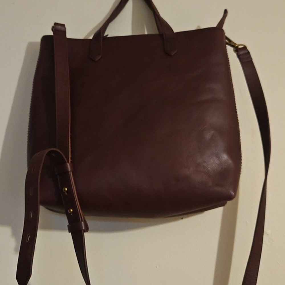 Madewell Zip-Top Transport Crossbody Bag – Burgundy Leather